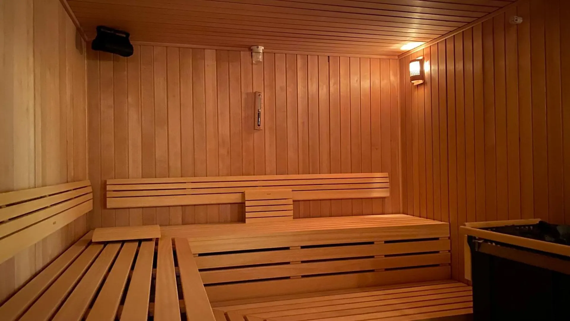 Valbona Resort & Spa 0*,  Albania